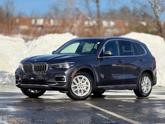 Used 2022 BMW X5 xDrive45e w/ Climate Comfort Package video 1