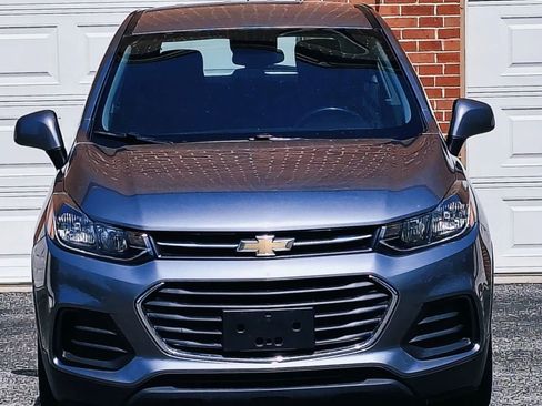 Used 2020 Chevrolet Trax LS FWD image 6