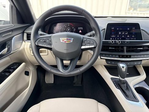 Certified 2025 Cadillac CT4 Premium Luxury image 16
