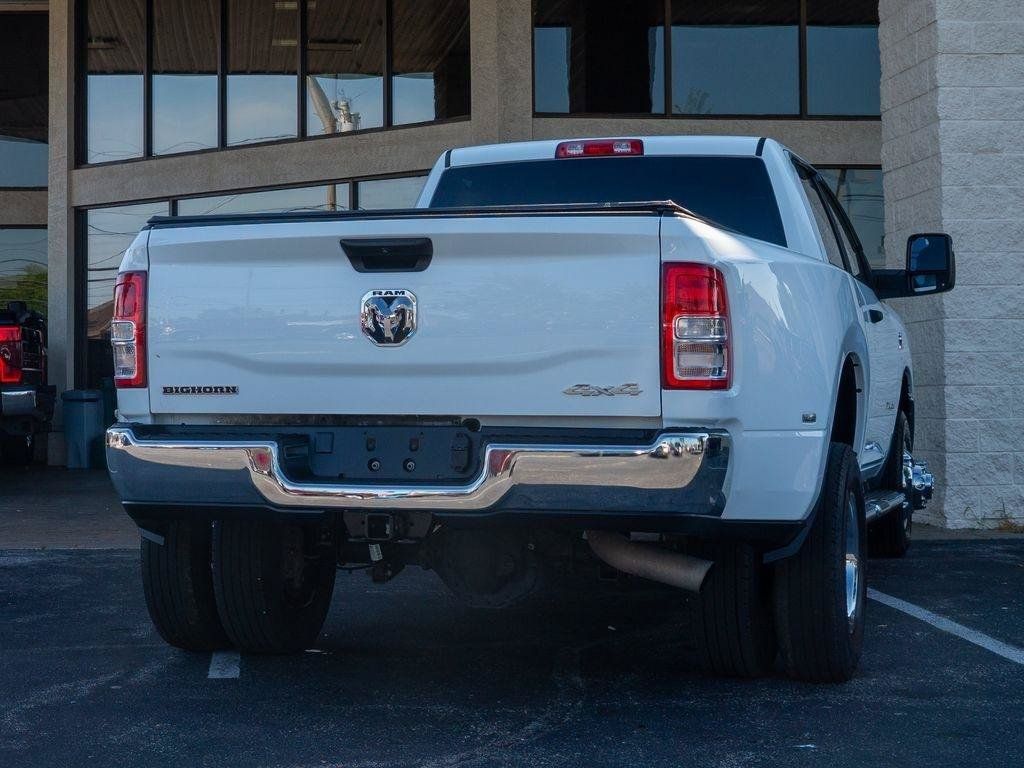 Used 2024 RAM 3500 Big Horn AWD/4WD image 3