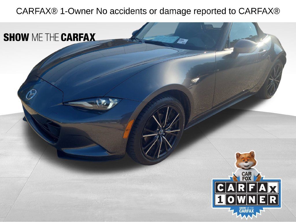 Used 2024 MAZDA MX-5 Miata Grand Touring RWD image 3