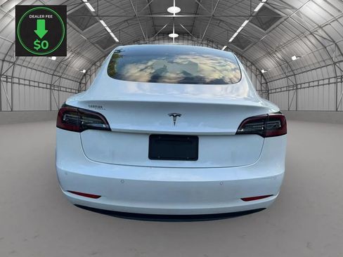 Used 2020 Tesla Model 3 Standard Range RWD image 4