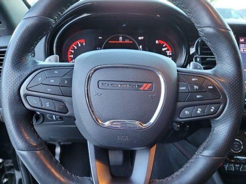 Used 2023 Dodge Durango GT RWD image 9
