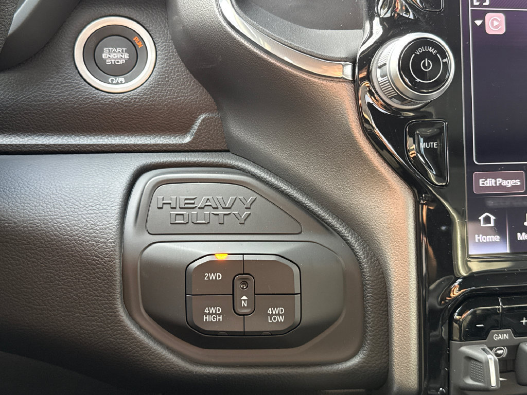 New 2027 RAM 2500 Laramie AWD/4WD image 28