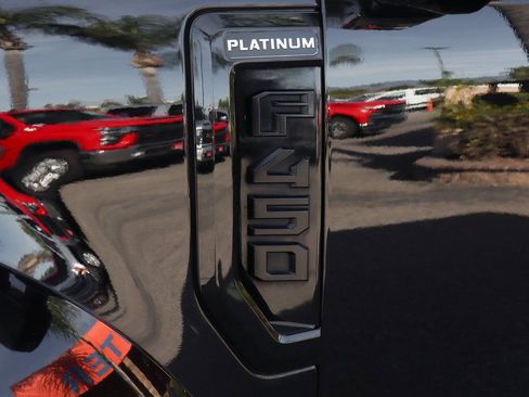 Used 2017 Ford F450 Lariat w/ Lariat Ultimate Package AWD/4WD image 58