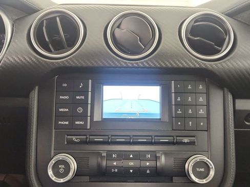 Used 2018 Ford Mustang Coupe image 21