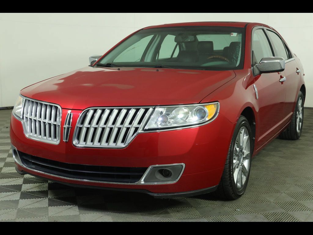 Used 2012 Lincoln MKZ FWD image 1