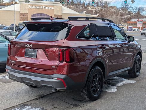 Certified 2024 Kia Sorento SX Prestige image 6