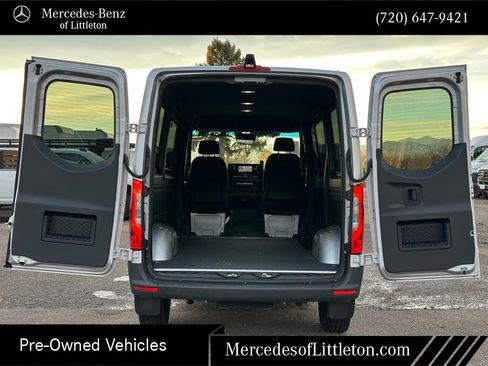 Used 2024 Mercedes-Benz Sprinter 144 Cargo image 23