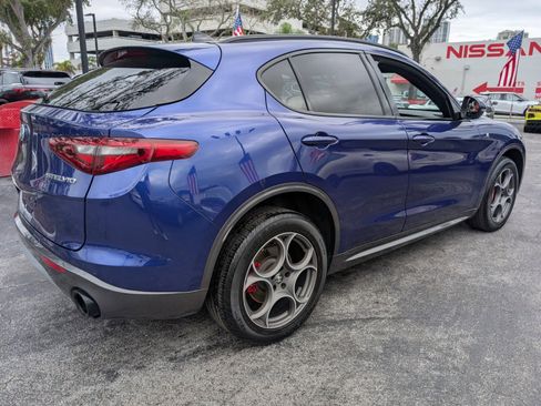 Used 2022 Alfa Romeo Stelvio Ti image 18