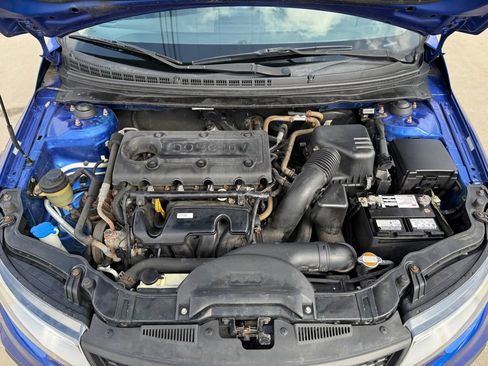 Used 2012 Kia Forte Koup EX image 14