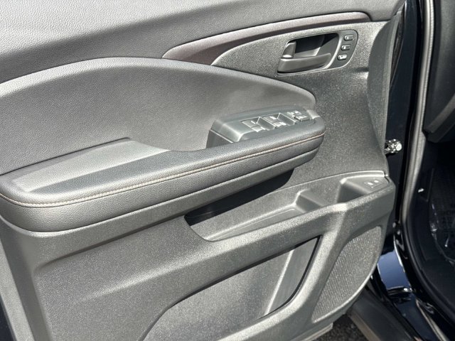 Certified 2023 Honda Passport TrailSport image 17
