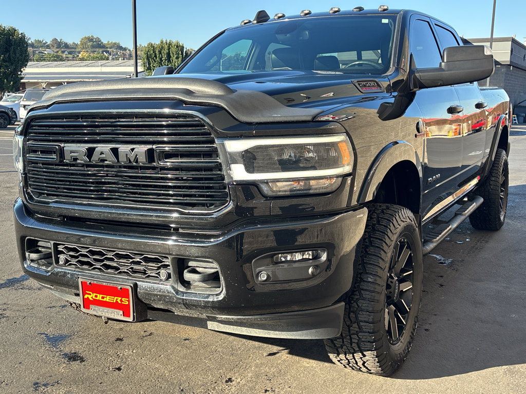 Used 2020 RAM 2500 Laramie w/ Night Edition AWD/4WD image 3