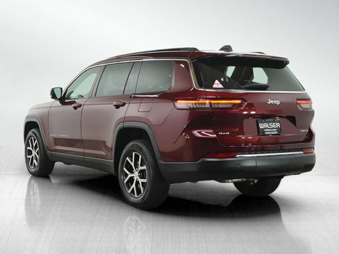 Used 2024 Jeep Grand Cherokee L Limited AWD/4WD image 3