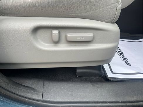 Used 2019 Honda Pilot Touring image 45