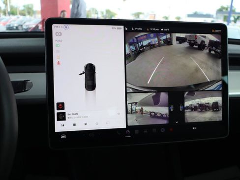 Used 2022 Tesla Model 3 RWD image 25