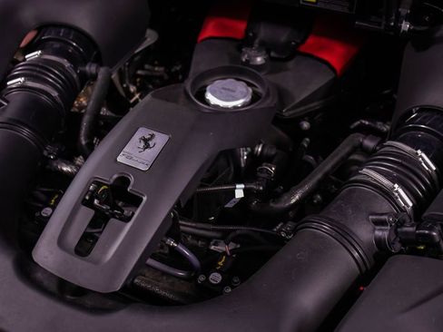 Certified 2022 Ferrari F8 Tributo image 56