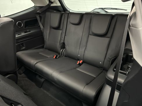 New 2026 Subaru Ascent Limited image 24