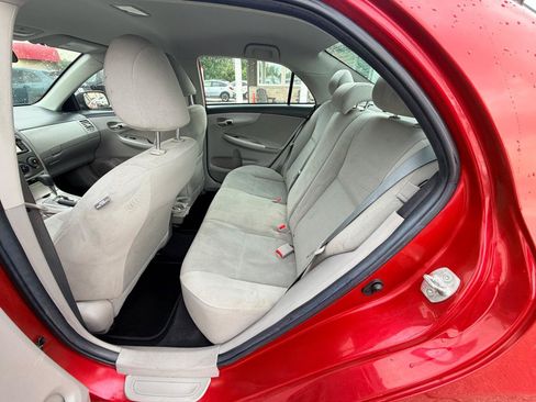 Used 2013 Toyota Corolla LE FWD image 14