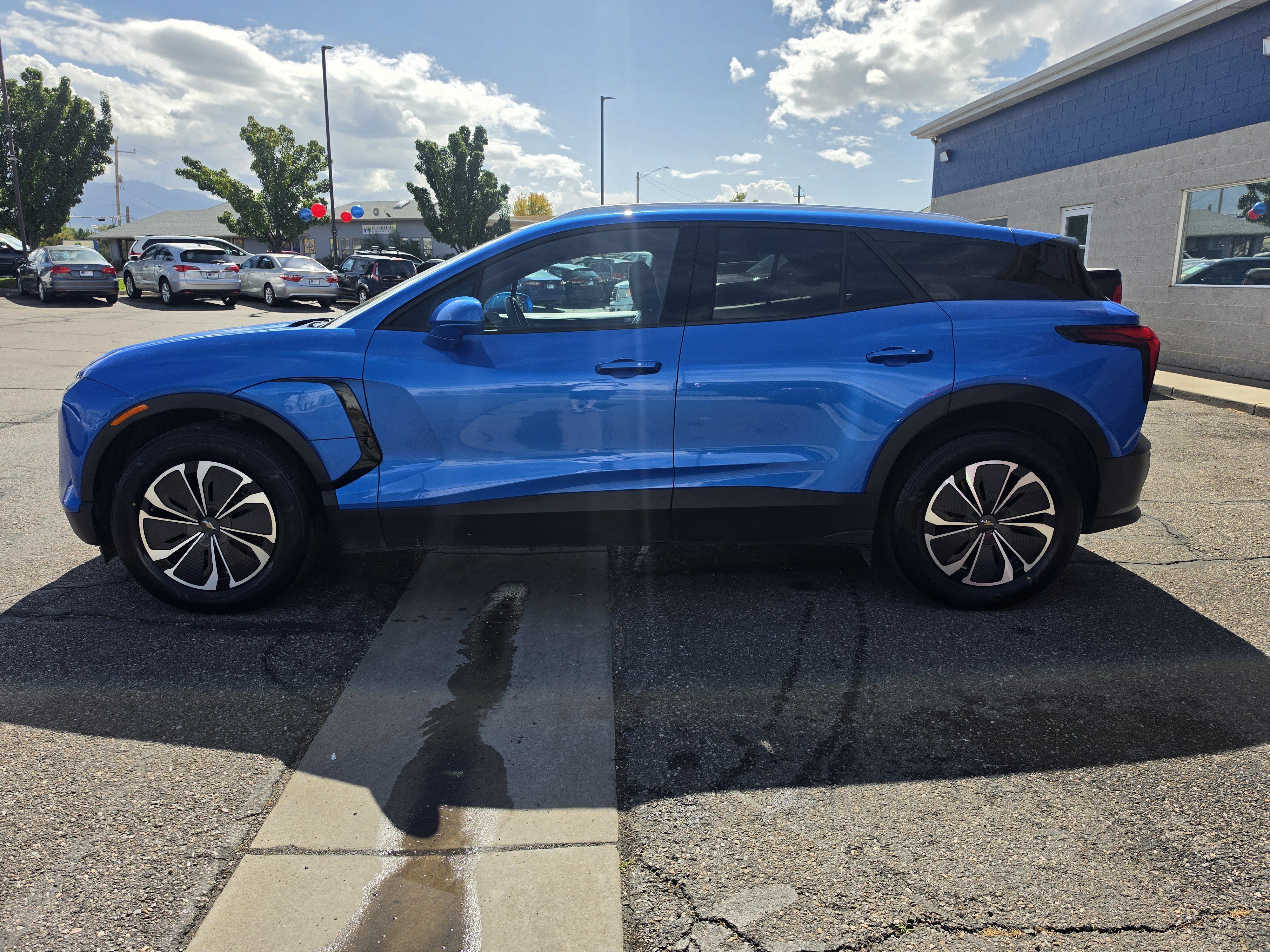Used 2024 Chevrolet Blazer EV LT AWD/4WD image 4