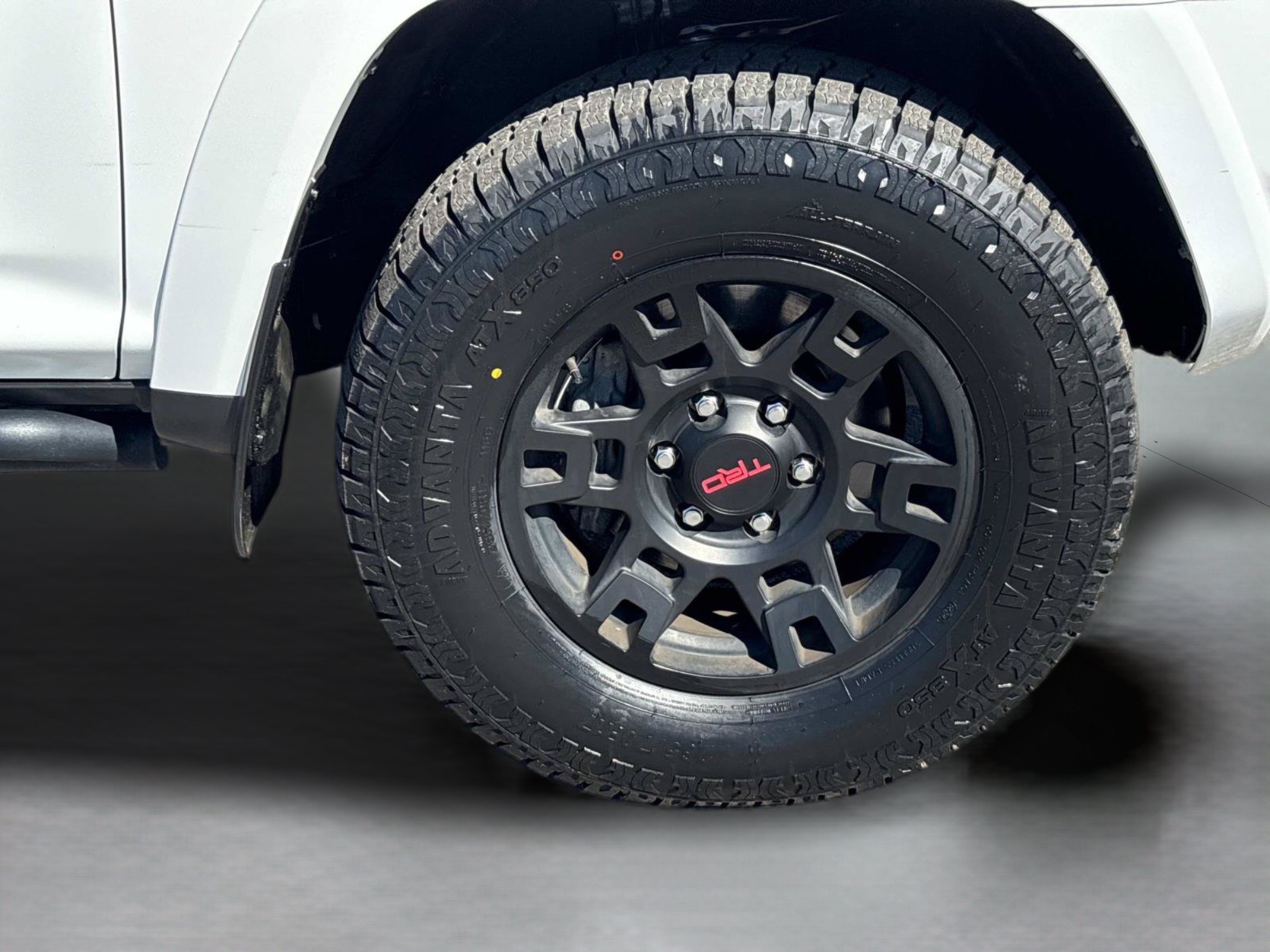 Used 2023 Toyota 4Runner TRD Off-Road Premium AWD/4WD image 33