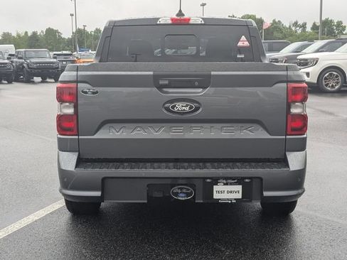 Used 2025 Ford Maverick Lobo AWD/4WD image 4