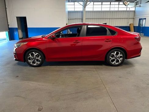 Used 2021 Kia Forte LXS FWD image 6