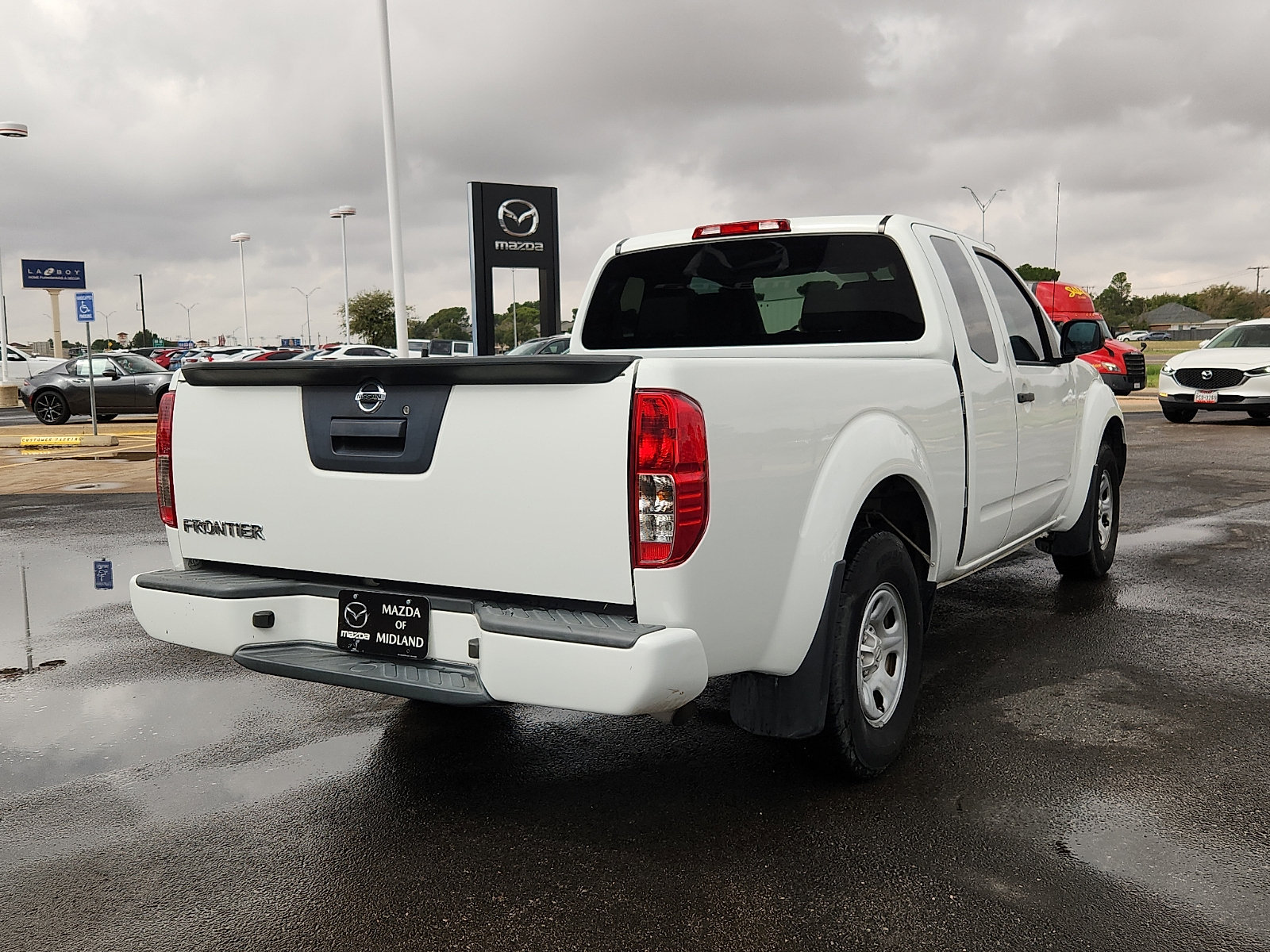 Used 2019 Nissan Frontier S RWD image 5