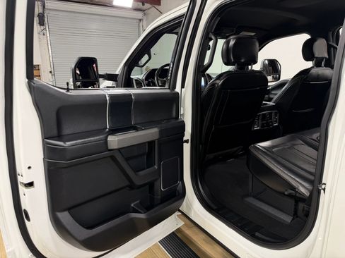 Used 2020 Ford F250 Platinum w/ Tremor Off-Road Package AWD/4WD image 15