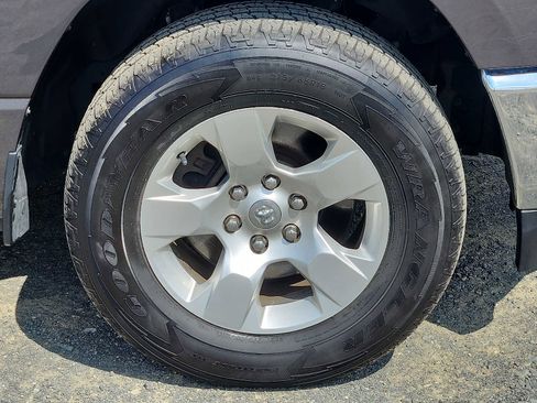 Used 2022 RAM 1500 Big Horn image 8