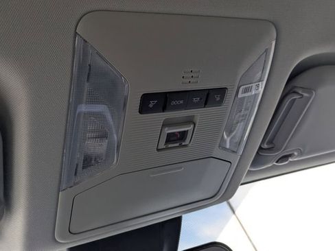 Used 2024 Toyota RAV4 XLE image 22