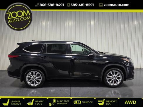 Used 2021 Toyota Highlander Limited AWD/4WD image 1