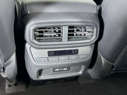 Used 2023 Honda Pilot EX-L image 30