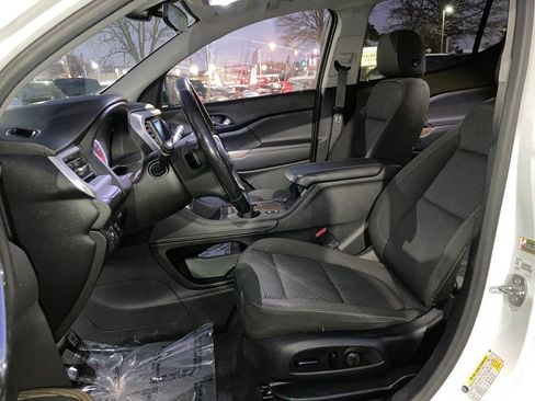 Used 2020 GMC Acadia SLE w/ Driver Convenience Package image 10