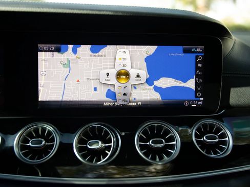 Used 2019 Mercedes-Benz AMG GT 63 w/ Driver Assistance Package image 34