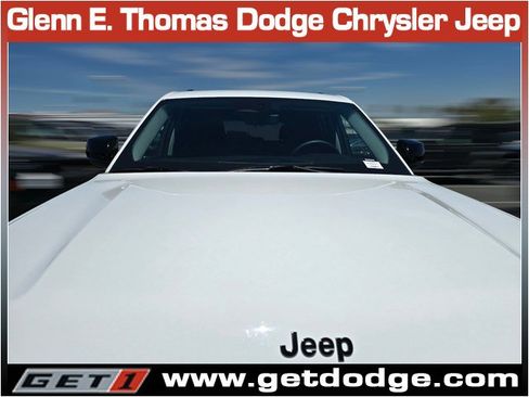 Certified 2023 Jeep Grand Cherokee Limited w/ Luxury Tech Group II image 5