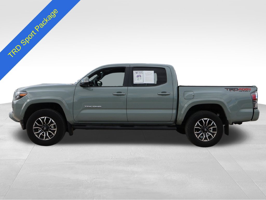 Used 2023 Toyota Tacoma TRD Sport w/ Technology Package AWD/4WD image 2
