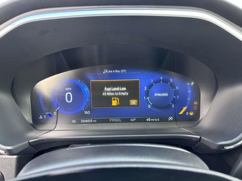 Used 2022 Ford Escape Titanium w/ Titanium Elite Package image 18