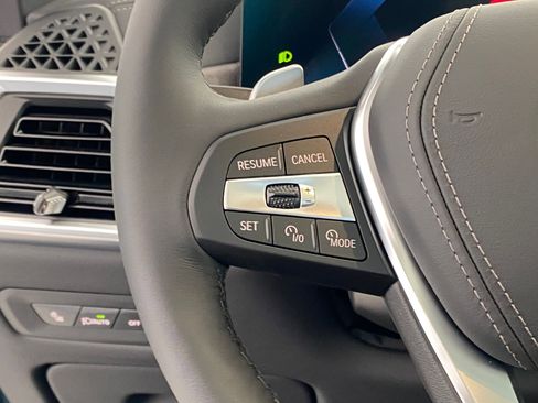 New 2026 BMW X5 xDrive50e w/ Premium Package image 17