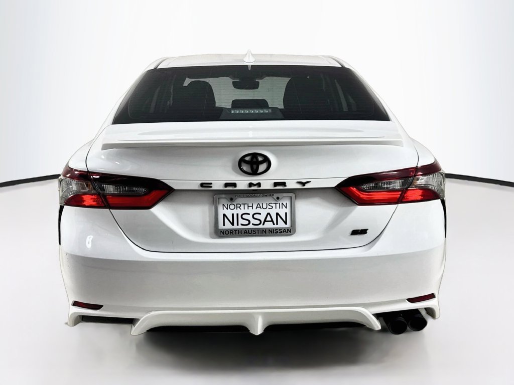 Used 2023 Toyota Camry SE FWD image 6