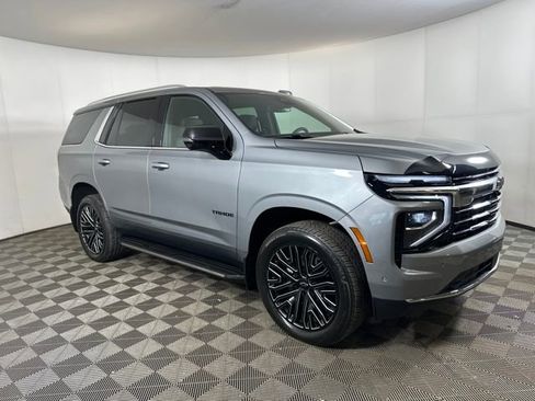 Used 2025 Chevrolet Tahoe LT w/ Comfort Package image 9