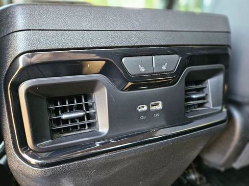 Used 2024 GMC Sierra 2500 AT4 w/ Technology Package image 28