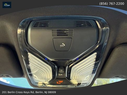 Used 2018 BMW 530i xDrive AWD/4WD image 31
