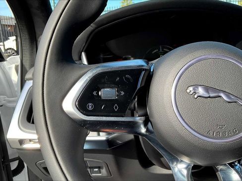 New 2024 Jaguar I-PACE R-Dynamic HSE image 16