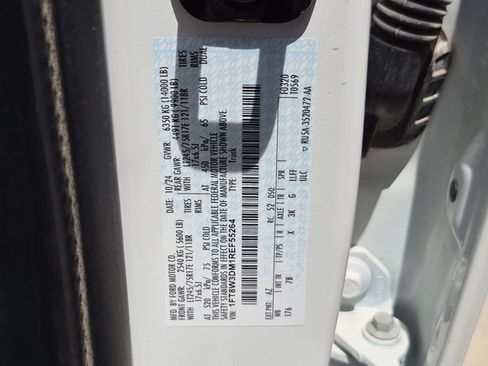 Used 2024 Ford F350 Platinum AWD/4WD image 27