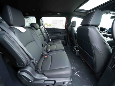 New 2026 Honda Odyssey Sport-L image 25