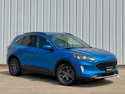 Used 2020 Ford Escape SEL AWD/4WD image 8