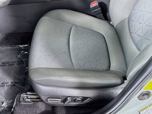 Certified 2021 Toyota RAV4 XLE w/ Convenience Package FWD image 20