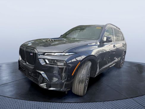 Used 2025 BMW X7 M60i w/ Executive Package AWD/4WD image 3