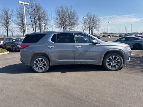 Used 2021 Chevrolet Traverse Premier image 10
